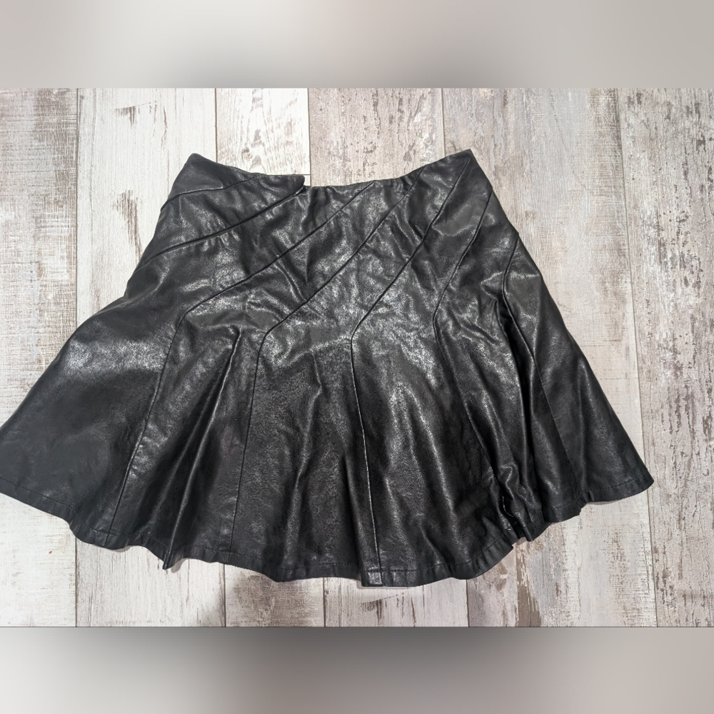 Free People About A Girl Vegan Mini Skirt Black Size 0 - Picture 6 of 11